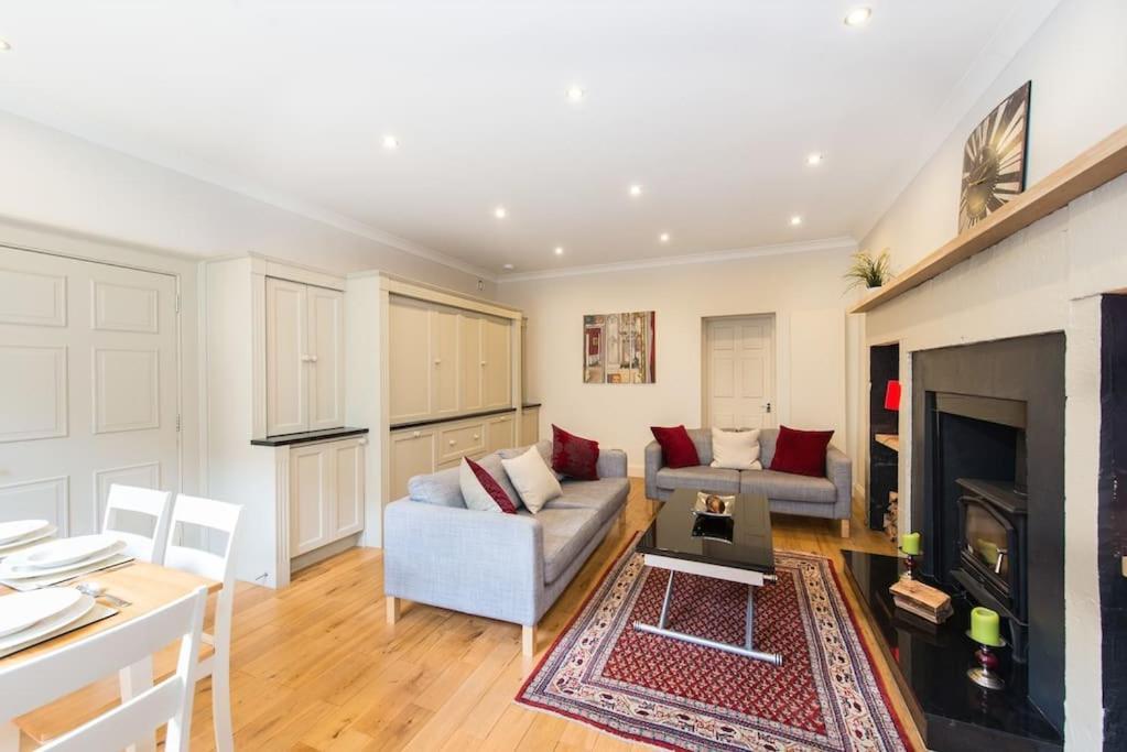 Self Catering , City Centre Apartment With Parking Edinburgh Luaran gambar