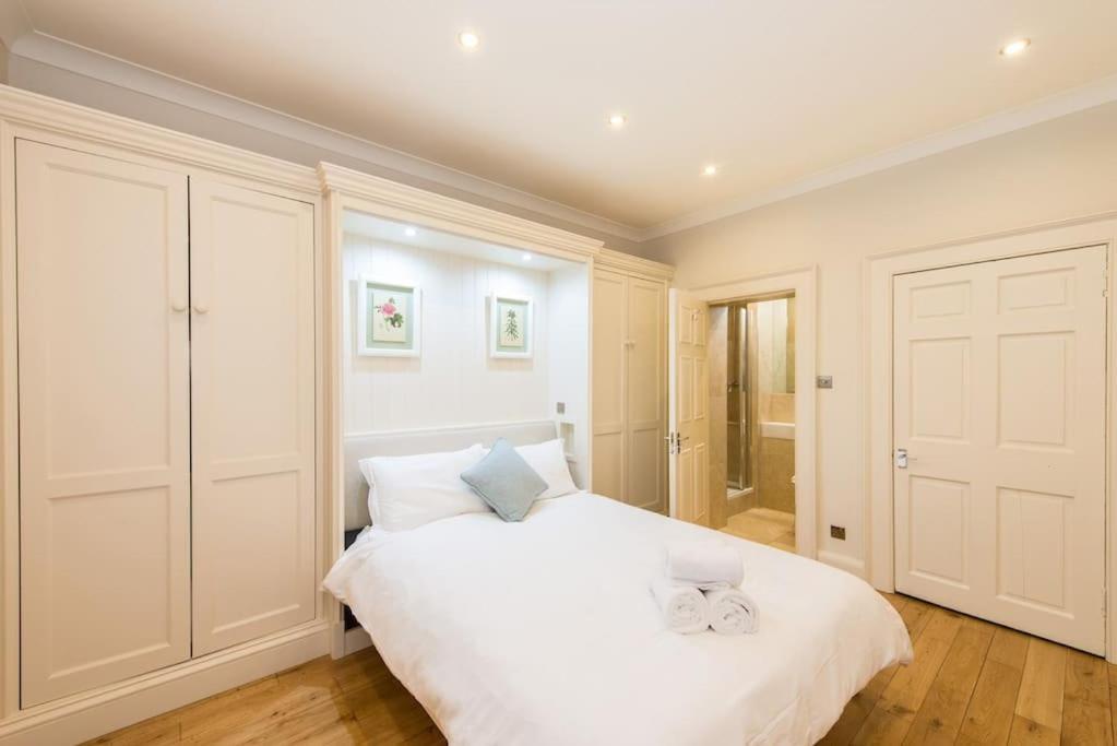 Self Catering , City Centre Apartment With Parking Edinburgh Luaran gambar